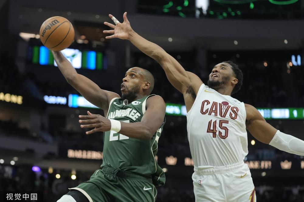 更加开放的 更加开放的